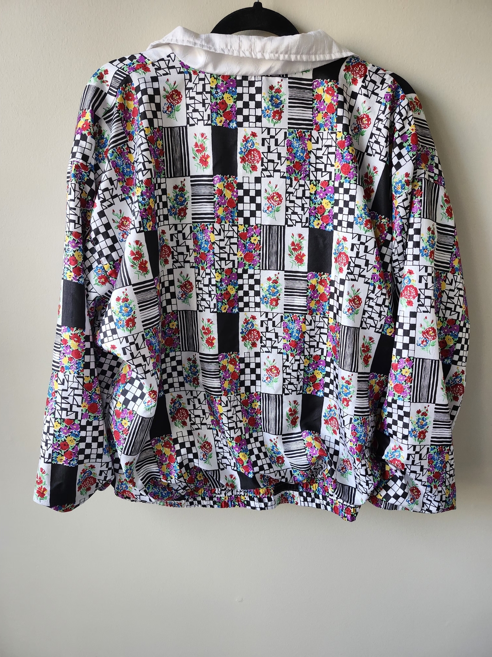 Vintage White Floral & Checkerboard Bomber Jacket - Picture 9 of 10